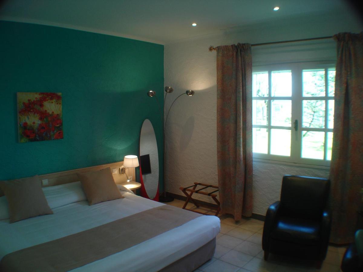 Logis Hotel & Restaurant Le Fleurance Bagian luar foto