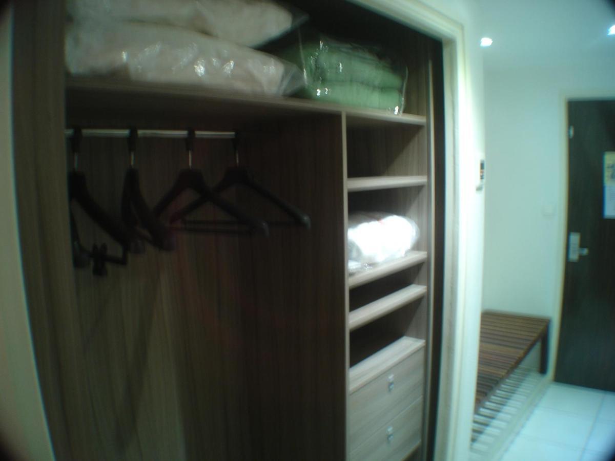 Logis Hotel & Restaurant Le Fleurance Bagian luar foto