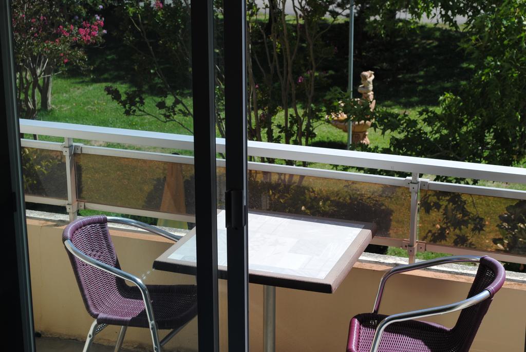 Logis Hotel & Restaurant Le Fleurance Bagian luar foto