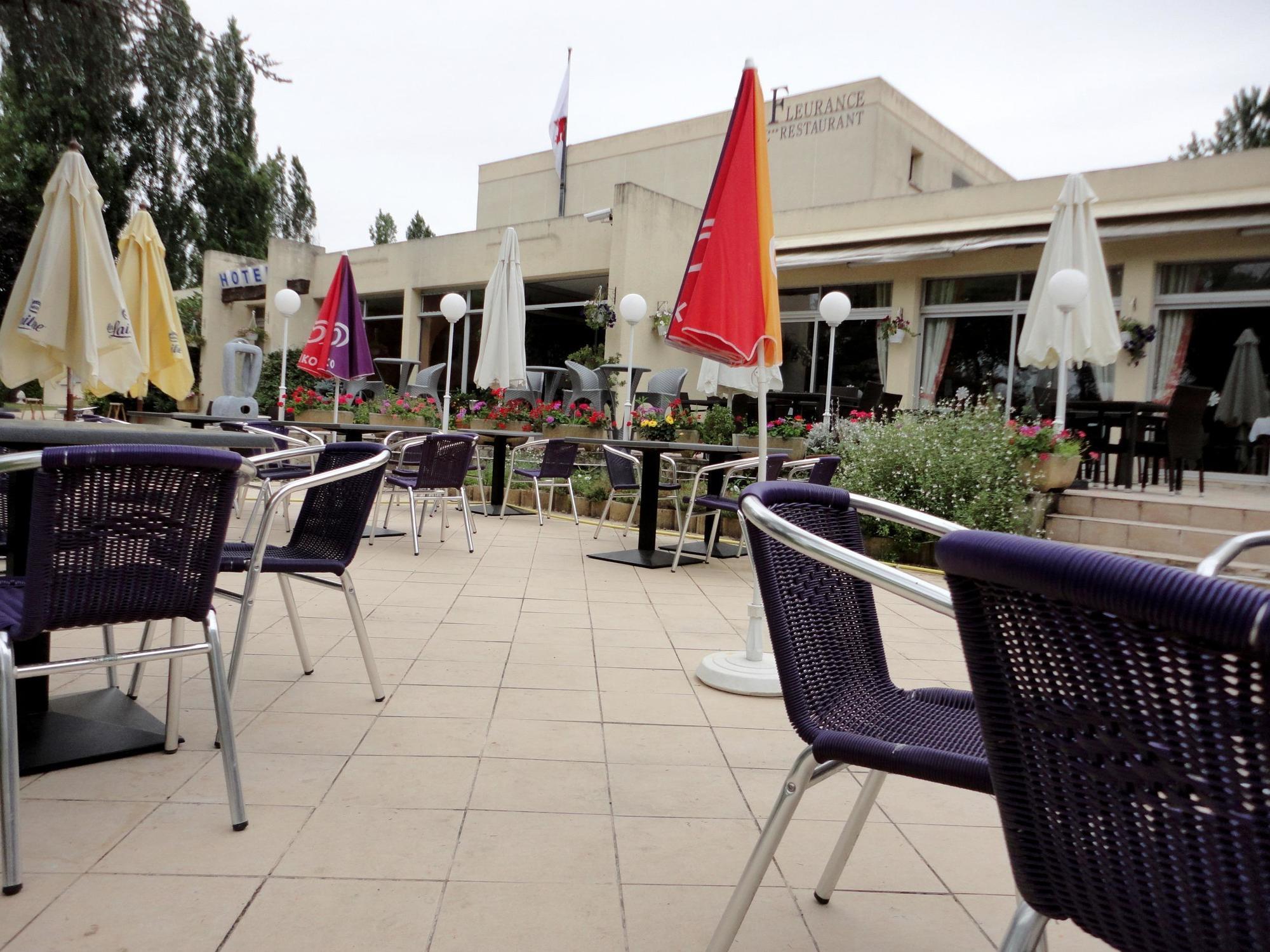 Logis Hotel & Restaurant Le Fleurance Bagian luar foto